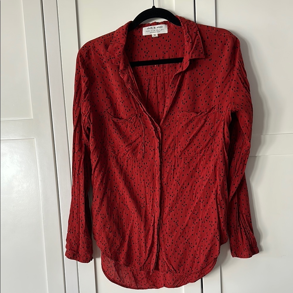 Cloth & Stone Red Long Sleeve Button Down Shirt
